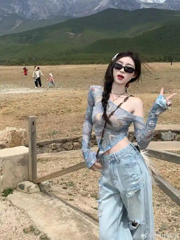 许嵩演唱会现场图